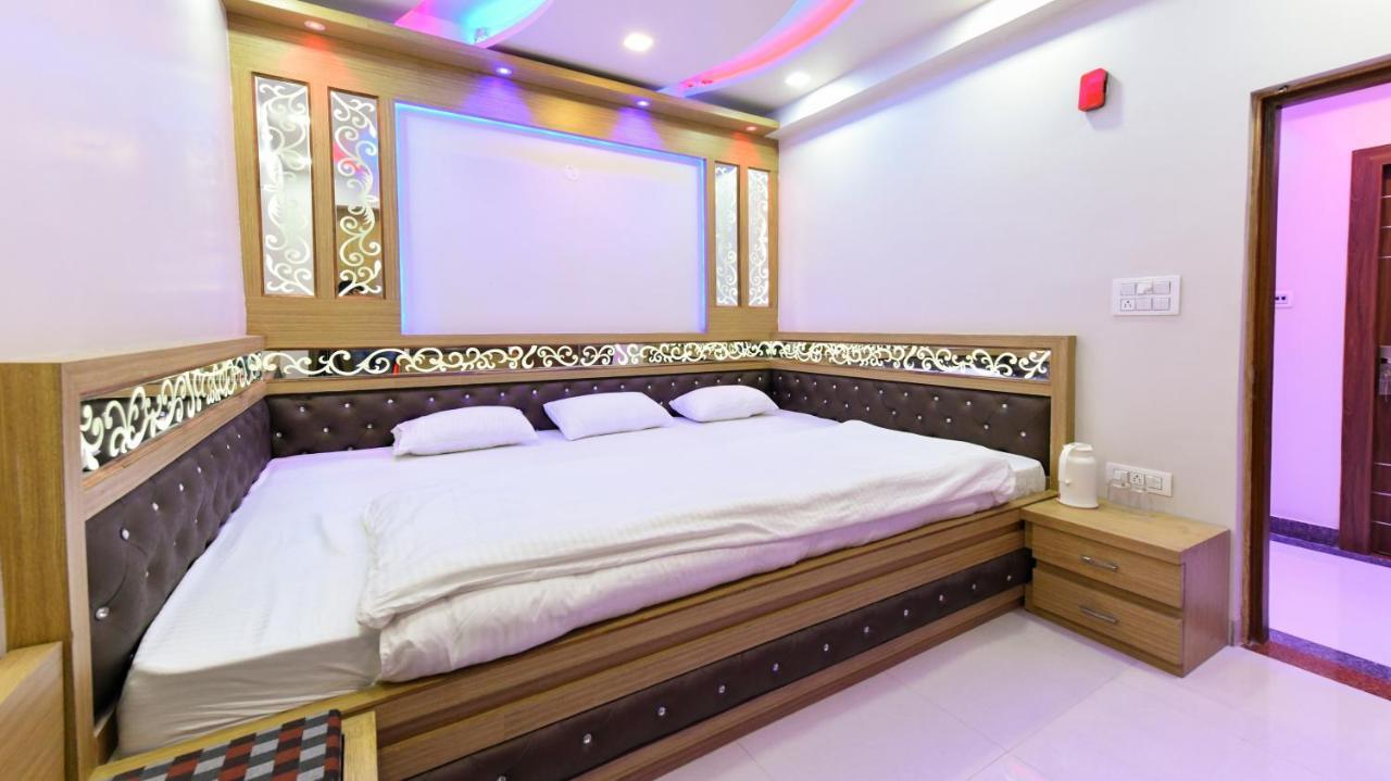 Hn Palace Homestay Agra  Zimmer foto