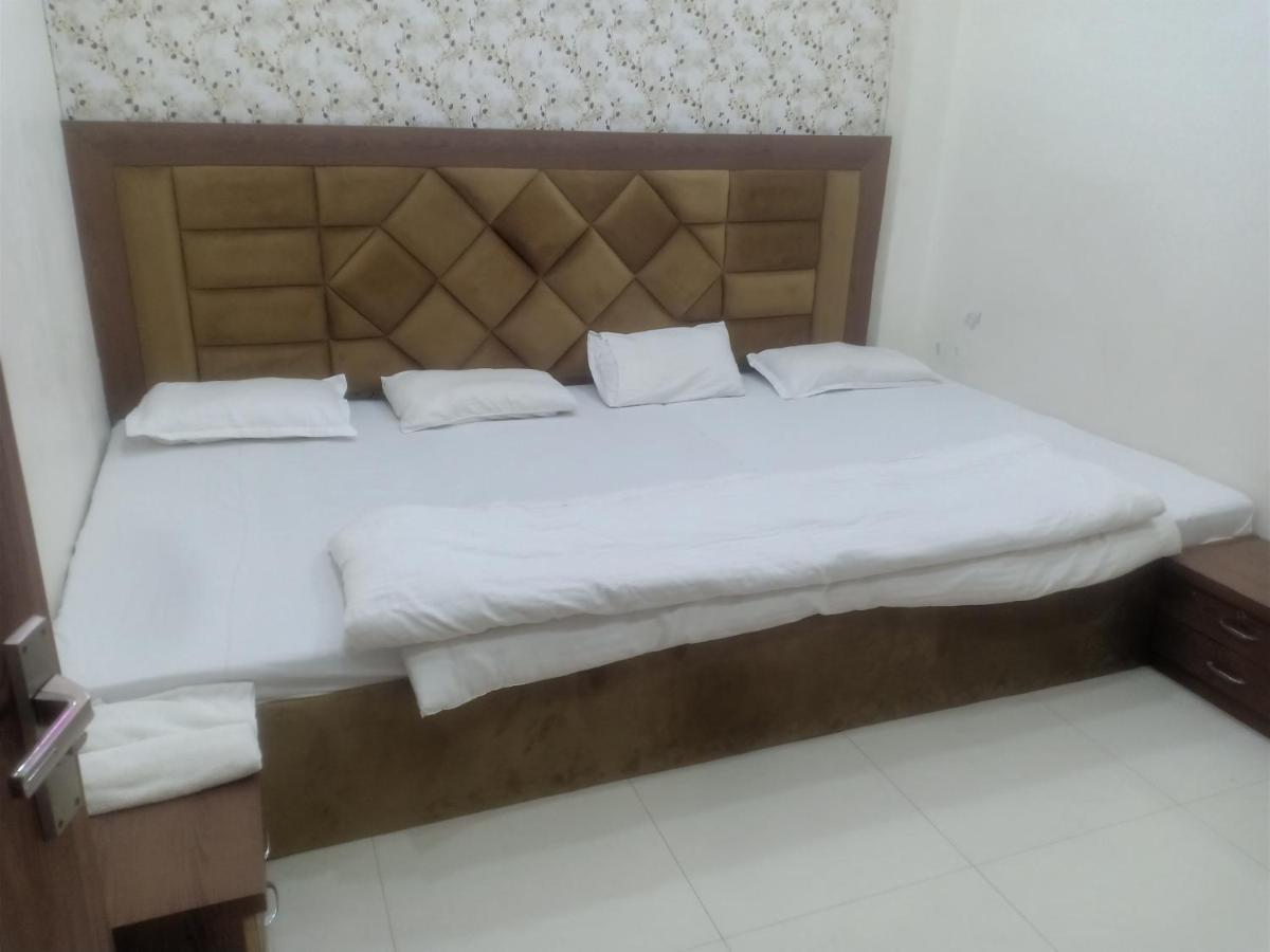 Hn Palace Homestay Agra  Zimmer foto